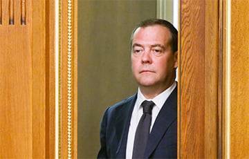 СМИ: Отстранение Медведева от лидерства в «Единой России» — унижение