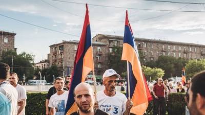 В Армении завершились досрочные выборы. Каковы позиции Пашиняна?