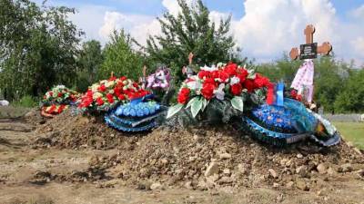 Таких масштабных похорон в ЛНР не было давно