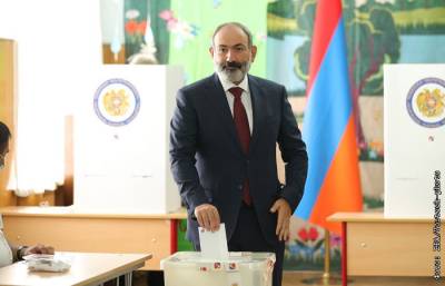 Партия Пашиняна вышла в лидеры по итогам электронного голосования