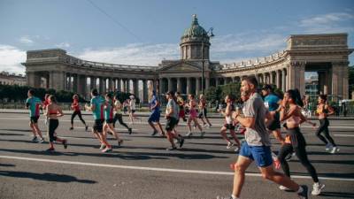 В Петербурге прошел Балтийский марафон "Белые ночи" - piter.tv - Санкт-Петербург