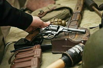 Виктор Бондарев - В России хотят ужесточить наказание за незаконный оборот оружия - pnp.ru