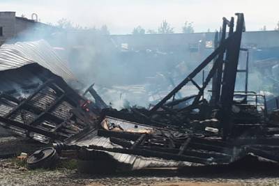 Склад с пиломатериалами сгорел в Хабаровском районе