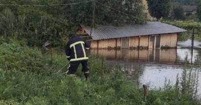 На Буковине из-за ливней затопило около 70 жилых домов (ФОТО)