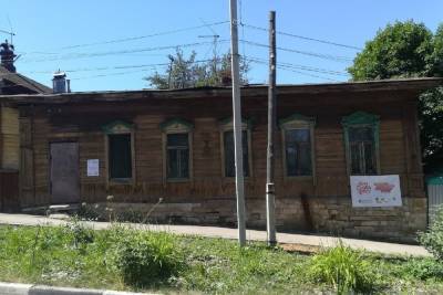 В Туле продолжаются работы по восстановлению старинного дома на улице Пирогова