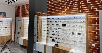 Выбираем очки для всей семьи в новом салоне оптики «Макоптик»