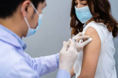 В Мурманской области введут обязательную вакцинацию для ряда жителей