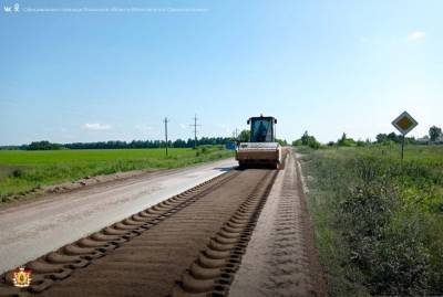 В Ухоловском районе ремонтируют дорогу