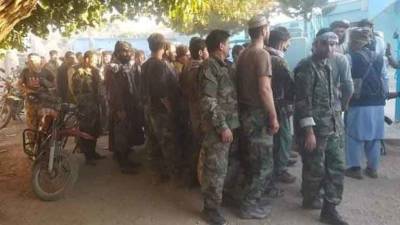 Афганские военные массово сдаются в плен или переходят на сторону «Талибана»