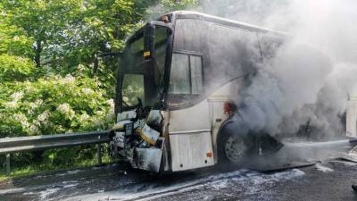 Водителя и 15 детей доставили в больницу после ДТП с автобусами на Кубани