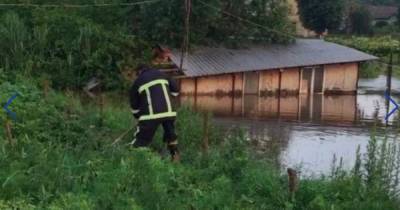 В Черновицкой области из-за непогоды подтопило 80 домов