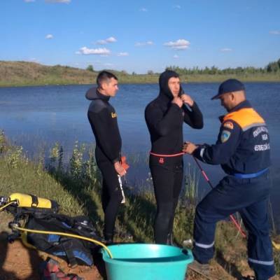 На Южном Урале трое мужчин решили покататься на самодельном плоту. Один погиб