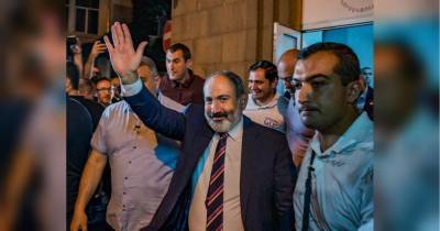 «Сталева революція» у Вірменії: Пашинян впевнено переміг на виборах, але йому не вистачило голосів