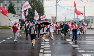 В Беларуси бело-красно-белый флаг собираются признать нацистской символикой