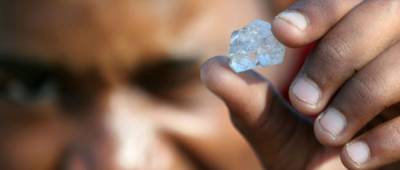 Создавшие ажиотаж в ЮАР «алмазы» оказались обычным кварцем