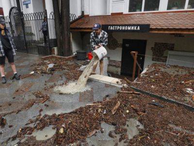 Из-за наводнения в захваченной Ялте объявили нерабочие дни