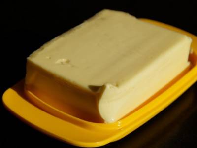«Масляная рулетка»: эксперты обнаружили в магазинах поддельное сливочное масло