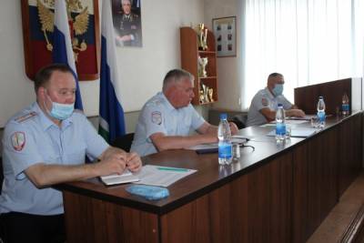 Генерал Мешков посетил с рабочим визитом отдел полиции Камышлова