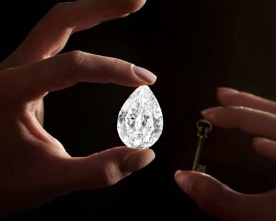 Аукцион Sotheby's сможет продать редкий 100-каратный бриллиант за криптовалюту