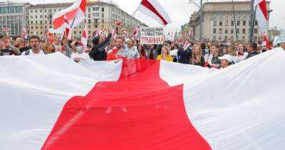 Великобритания и Канада ввели санкции против Беларуси