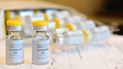 Китай призывал США не использовать вакцины для политического маневра
