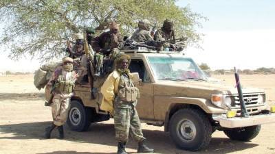 Граждане РФ и ЕС из кругосветной экспедиции оказались задержанными в Чаде