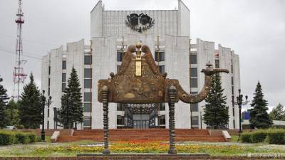 Власти Челябинска приказали перепахать единственный путь для колясок рядом с мэрией