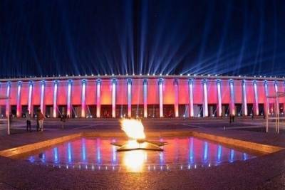 «Лучи победы» осветили небо над Новосибирском в ночь на 22 июня