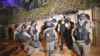 Новости на "России 24". В Иерусалиме снова прошли столкновения палестинцев и полиции