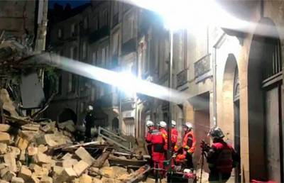В Бордо обрушились два здания, три человека пострадали