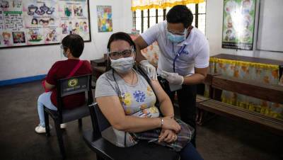 Президент Филиппин пригрозил отказывающимся вакцинироваться против COVID-19 задержанием
