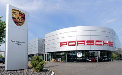 Porsche инвестирует миллионы в новый завод по производству аккумуляторных элементов