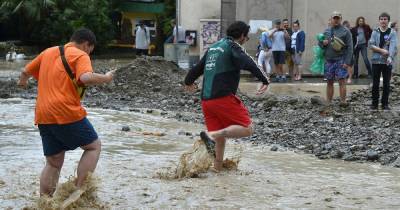 В пострадавшей от наводнения Ялте объявили выходные