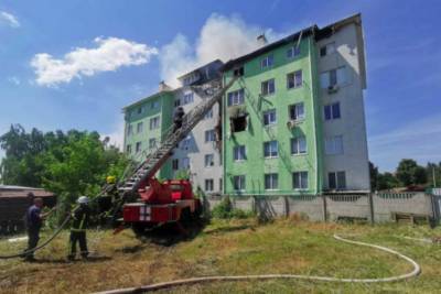 Взрыв в многоэтажке под Киевом: спасатели обнаружили тело погибшего