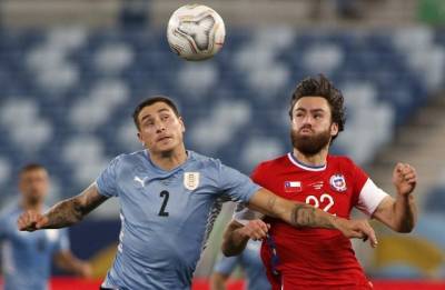 Copa America: Уругувай не дожал Чили, Аргентина обыграла Парагвай