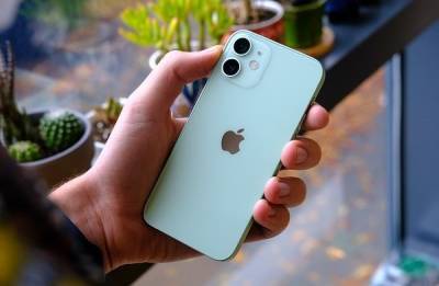 Apple безвременно «убила» уникальный и самый дешевый iPhone