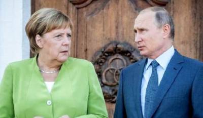 Однопартийцы Меркель выступили за ужесточение позиции в отношении России: РФ бросает вызов нашим ценностям