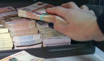 Вкладчики вынесли из банков почти 500 миллиардов рублей за один месяц