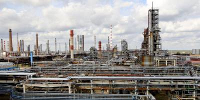 Россия прекратила поставки нефти на крупнейший НПЗ Белоруссии