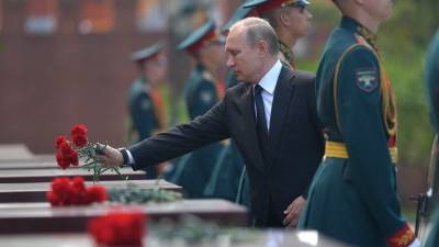 Путин о подвиге советских воинов: «Мы сохраним эту память, эту правду о войне»