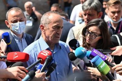 Кочарян решил оспорить результаты выборов в Конституционном суде Армении
