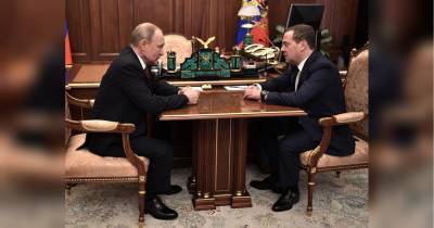 Кінець тандему: Путін завершив політичну кар'єру Медведєва