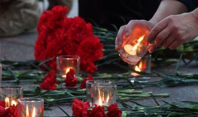 Нельзя забывать о войне: в Латвии провели акцию в День памяти и скорби