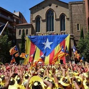 В Испании помиловали девять лидеров движения за независимость Каталонии