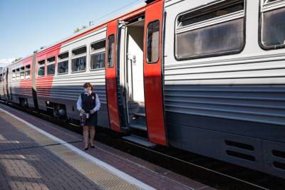 Контроль за соблюдением ковид-ограничений будет усилен в поездах из Пскова до столиц
