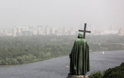 В Украине воцарилась жара. Как перенести зной