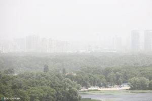 Киев накрыла пылевая буря: что говорят эксперты?