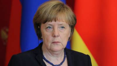 Меркель выразила сострадание из-за развязанной нацистской Германией войны