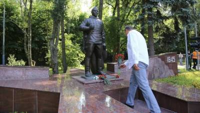 Отреставрированный памятник «Воину-Победителю» открыли в Кузьминках при поддержке Петра Толстого