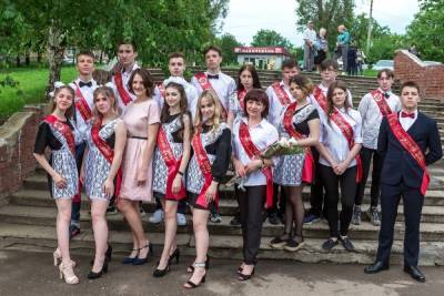 В ДНР насчитали 10 тысяч выпускников